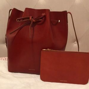 Authentic Mansur Gavriel Lg Bucket bag in cognac